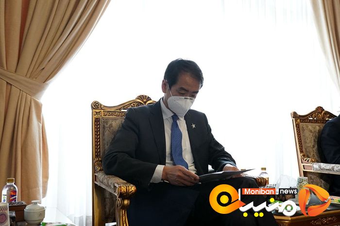 دیدار وزیر خارجه چین در تهران با علی لاریجانی