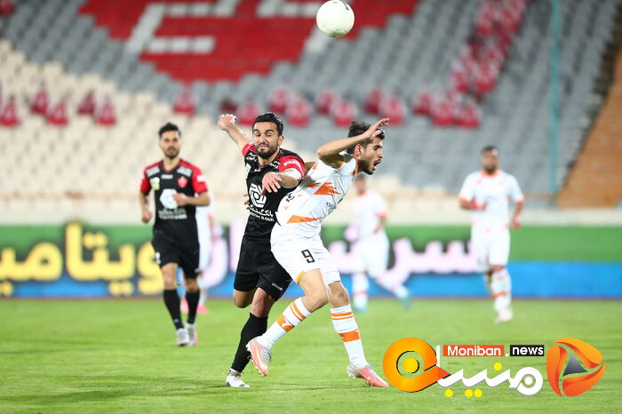 دیدار تیم های پرسپولیس تهران - مس رفسنجان