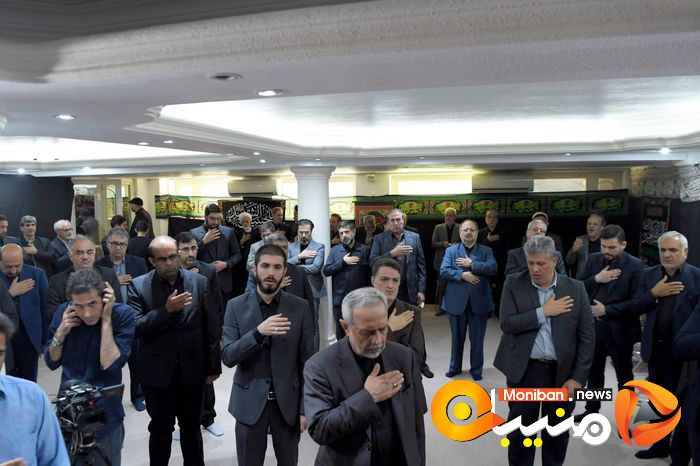 مراسم عزاداری سیدالشهدا (ع) در دفتر حسن روحانی