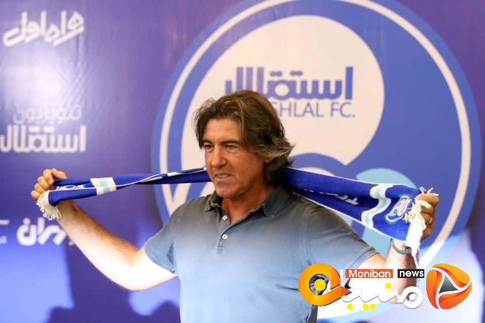 مراسم امضای قرارداد ریکاردو ساپینتو، سرمربی استقلال