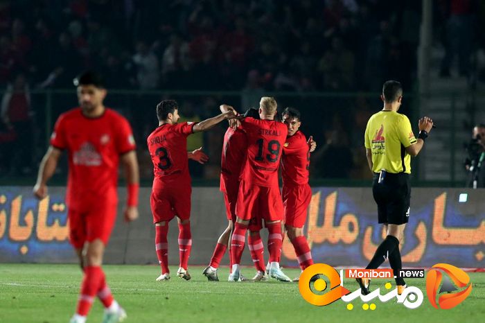 گزارش تصویری| شکست سنگین استقلال مقابل تراکتور