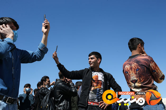 تحویل سال ۱۴۰۰ در میدان آزادی تهران