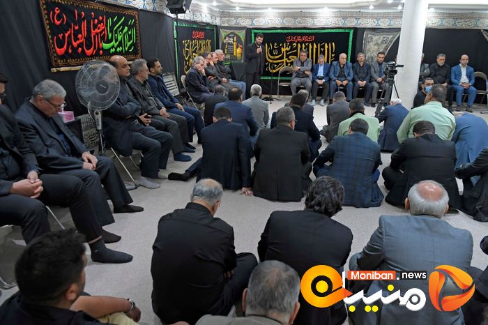 مراسم عزاداری سیدالشهدا (ع) در دفتر حسن روحانی