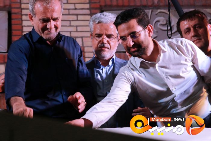 گزارش تصویری| استقبال باشکوه از پزشکیان در اهواز