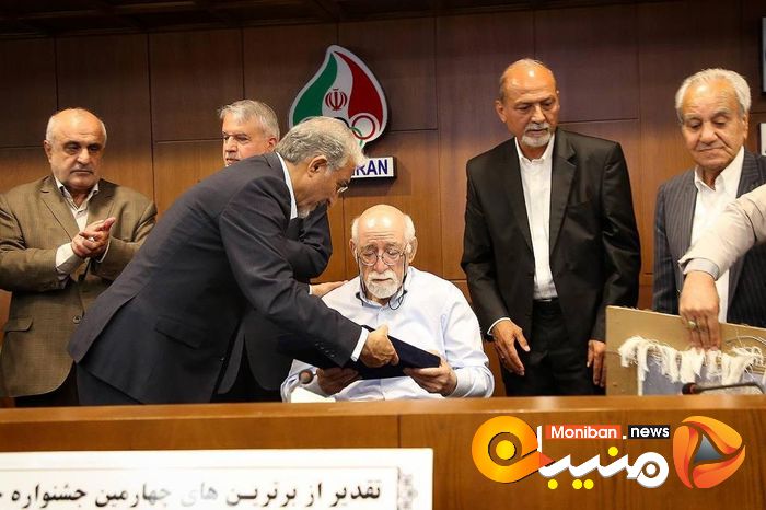 مراسم تجلیل از اردشیر لارودی، پیشکسوت روزنامه نکاری ورزشی و نفرات اول جشنواره جهانی ایپس در روز جهانی خبرنگاران ورزشی