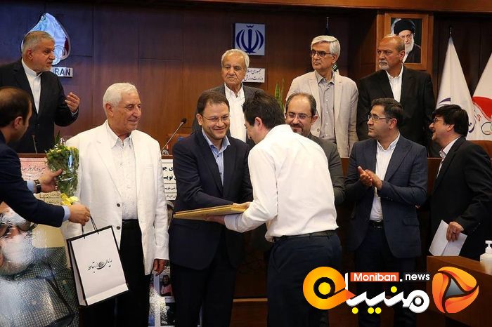 مراسم تجلیل از اردشیر لارودی، پیشکسوت روزنامه نکاری ورزشی و نفرات اول جشنواره جهانی ایپس در روز جهانی خبرنگاران ورزشی