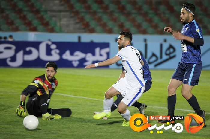 بازی استقلال و پیکان