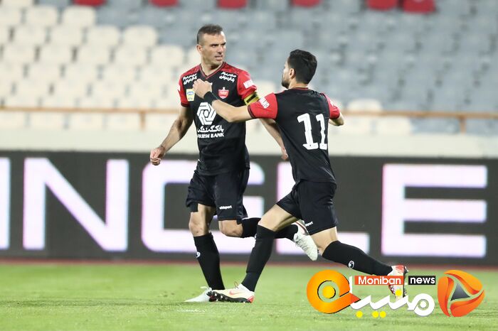 دیدار تیم های پرسپولیس تهران - مس رفسنجان