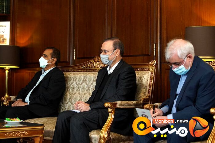 دیدار وزیر خارجه چین در تهران با علی لاریجانی