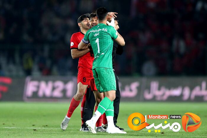 حاشیه های عجیب بازی استقلال و تراکتور
