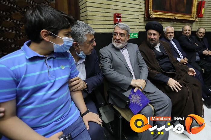 گزارش تصویری| حضور خاتمی، روحانی، خمینی و لاریجانی در مراسم ختم والده اسحاق جهانگیری