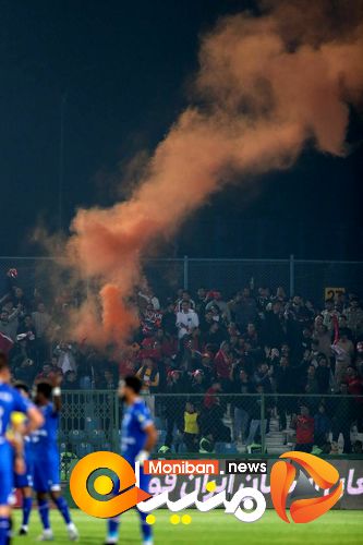 حاشیه های عجیب بازی استقلال و تراکتور