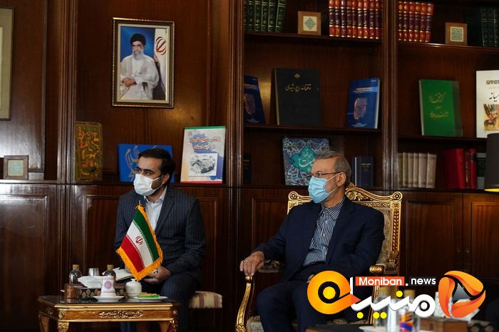 دیدار وزیر خارجه چین در تهران با علی لاریجانی