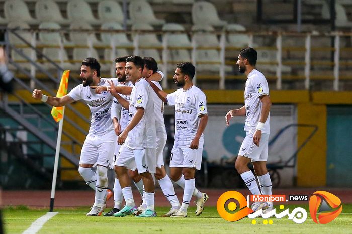 گزارش تصویری| بازی هوادار و چادرملو