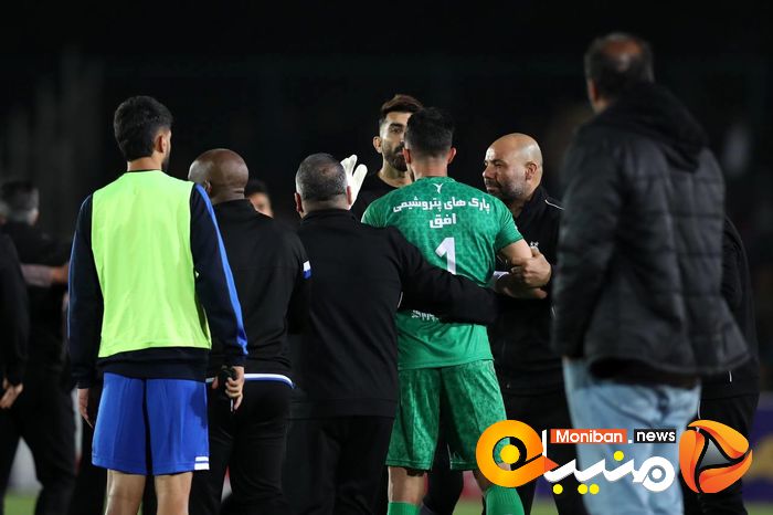 حاشیه های عجیب بازی استقلال و تراکتور