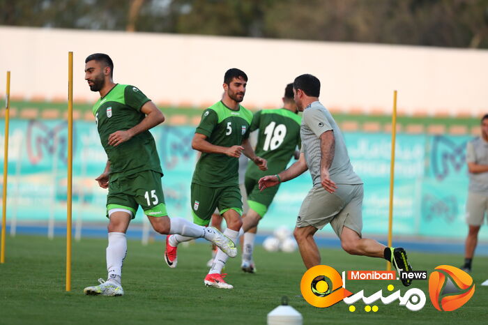بازديد وزير ورزش و جوانان از اردوي تيم ملي فوتبال