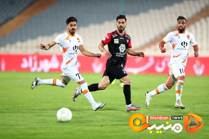 دیدار تیم های پرسپولیس تهران - مس رفسنجان