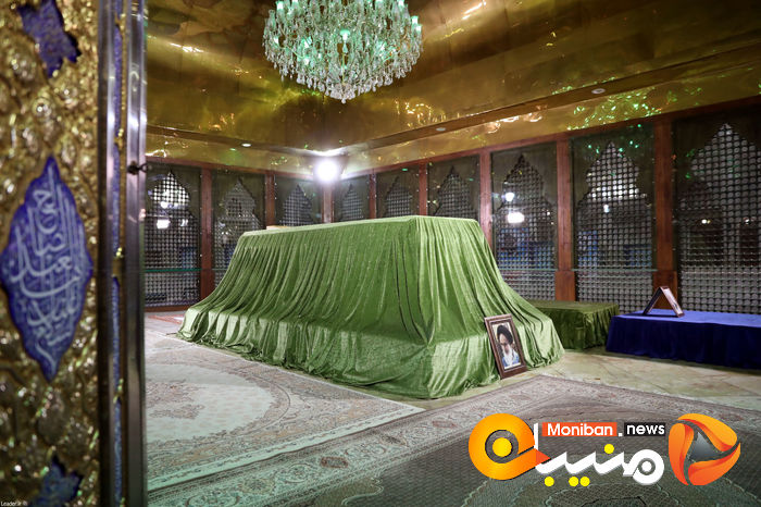 گزارش تصویری| حضور رهبری در مرقد امام خمینی و مزار شهدا