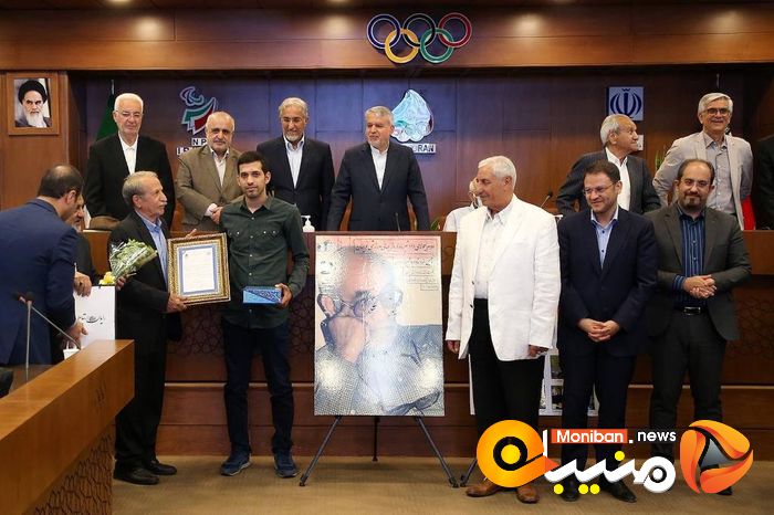 مراسم تجلیل از اردشیر لارودی، پیشکسوت روزنامه نکاری ورزشی و نفرات اول جشنواره جهانی ایپس در روز جهانی خبرنگاران ورزشی