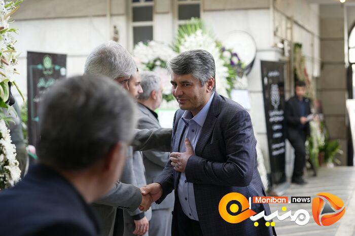 مراسم ختم پدر صاحب امتیاز منیبان